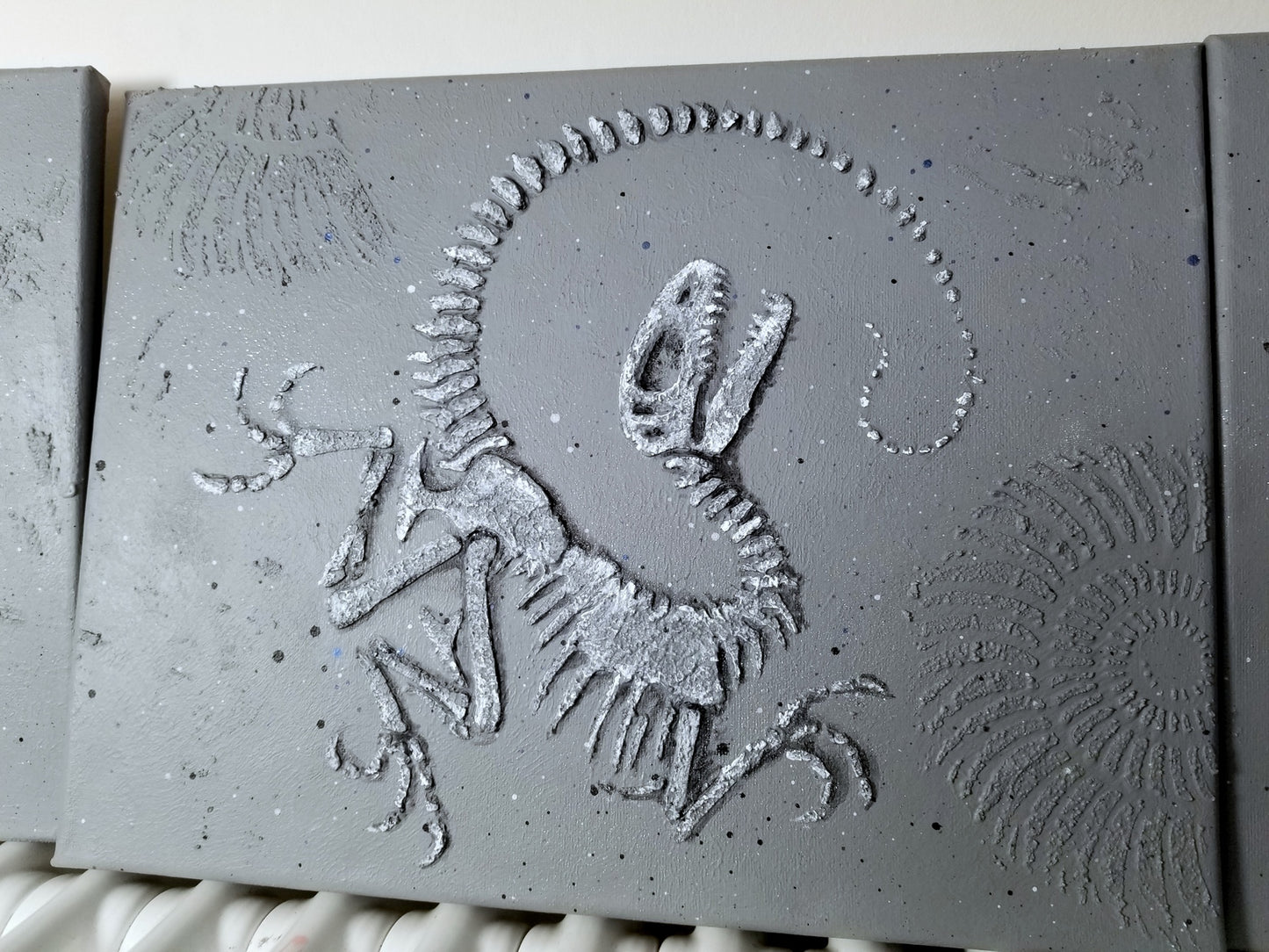 RAPTOR DINOSAUR Faux Fossil Death Curl Plaster Reptile Fossil Art