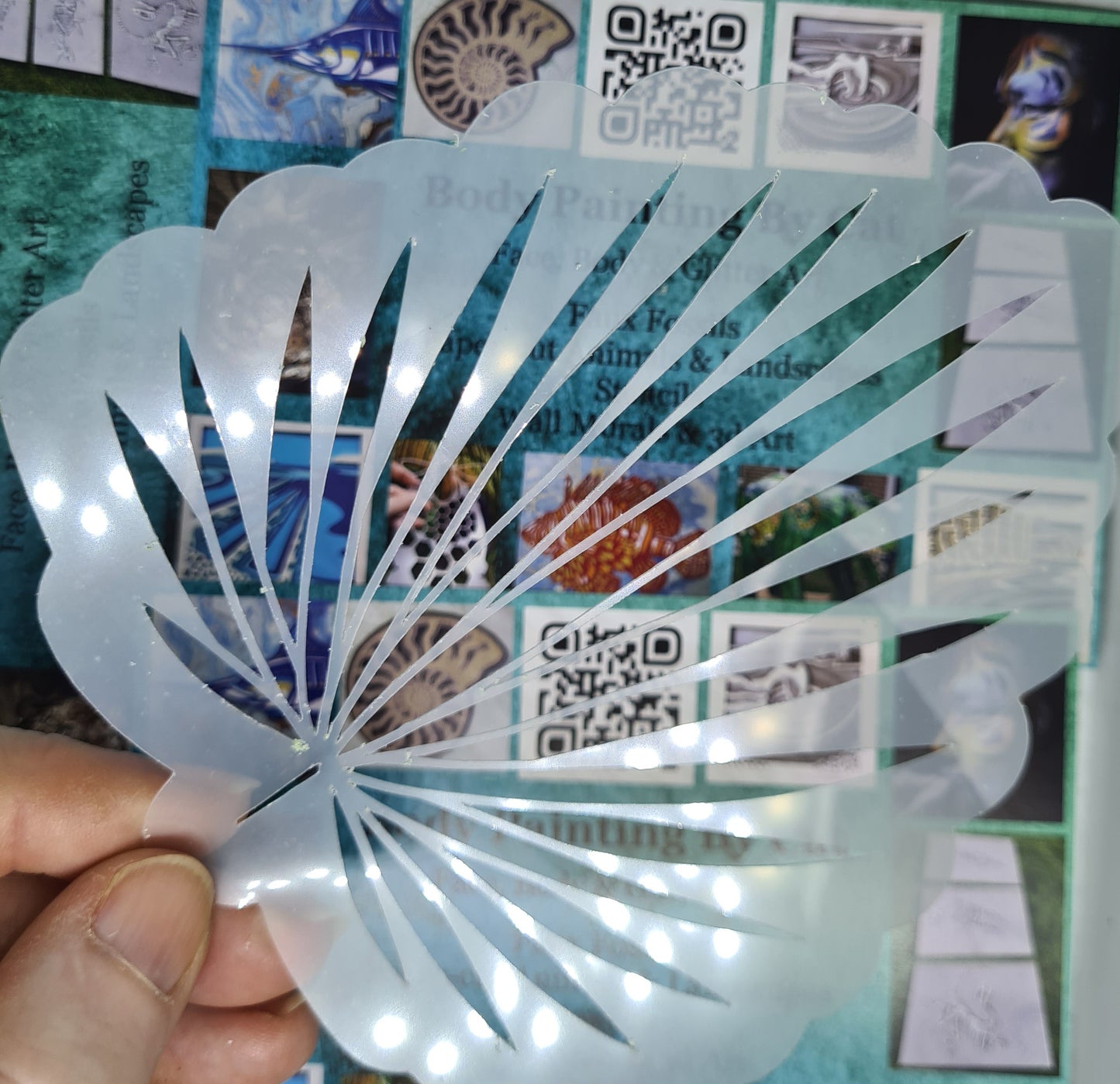 Palm leaf fan (negative) Stencil decor paint cakecraft airbrush