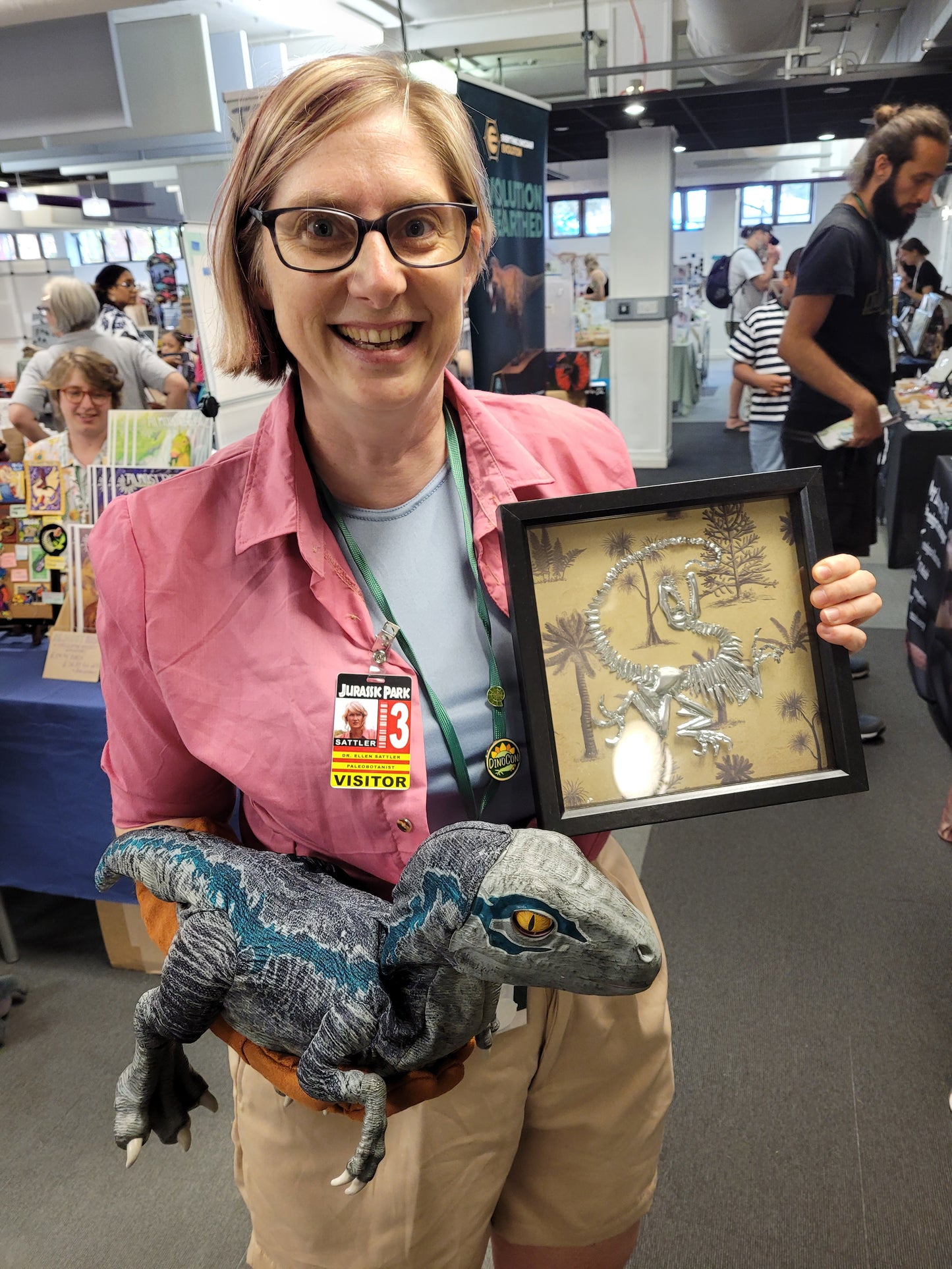 Metal Raptor Dinosaur Skeleton Art (Aluminium Fossil Art)