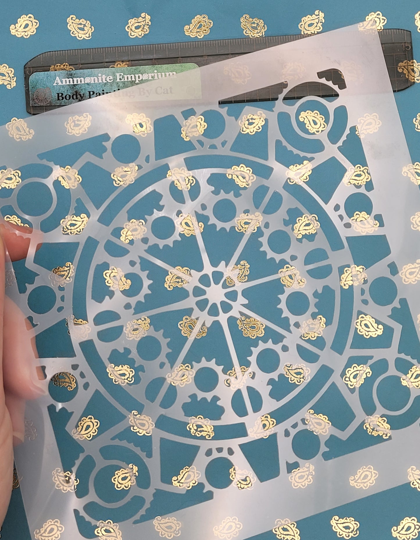 Steampunk mechanical moroccan tile Stencil cog clock