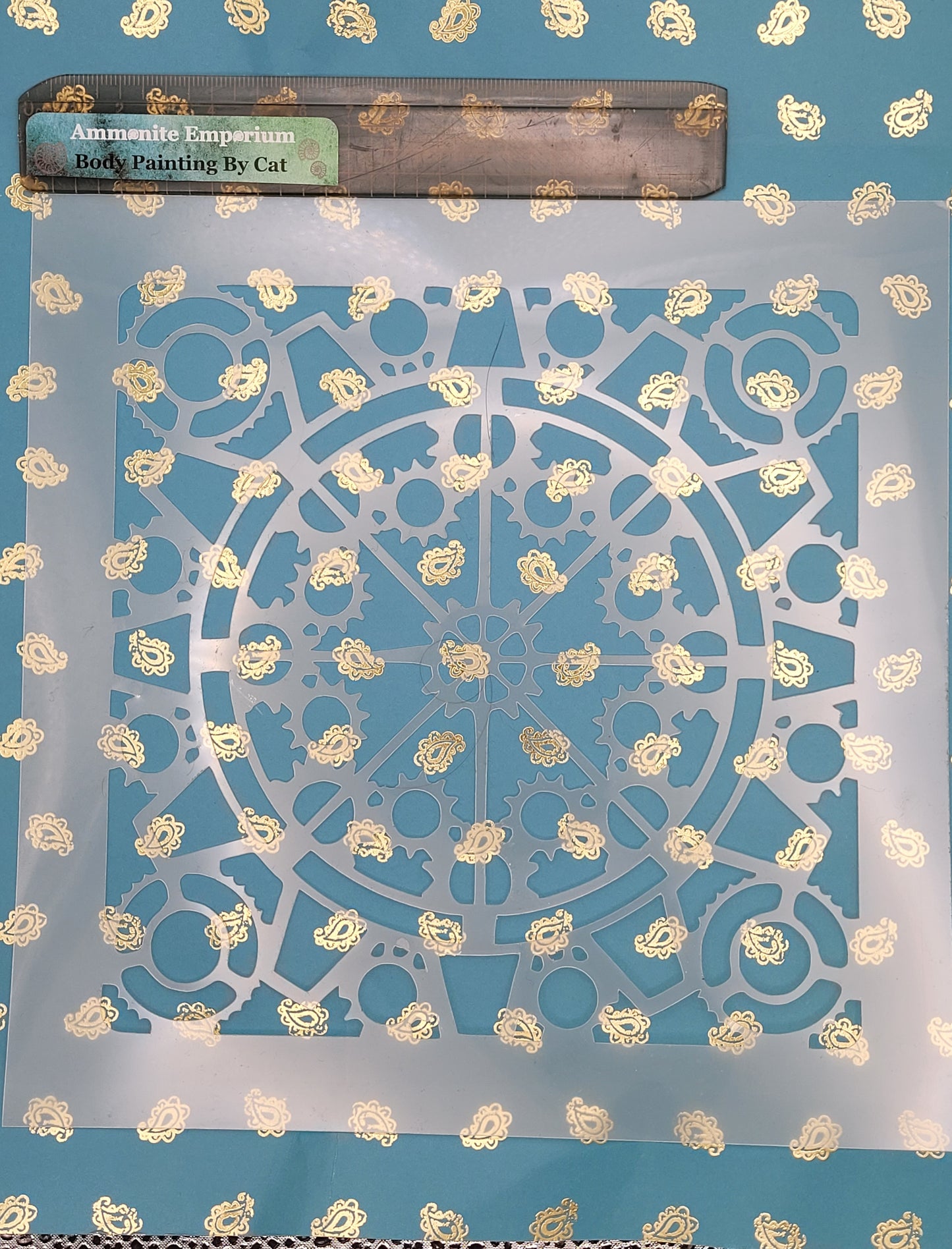 Steampunk mechanical moroccan tile Stencil cog clock